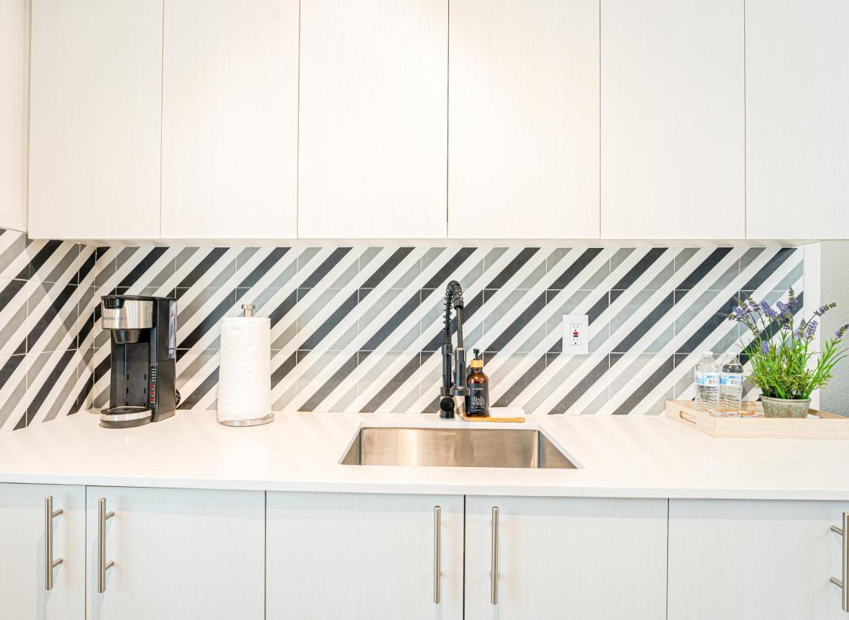Praia Hotel Boutique & Apartments マイアミビーチ エクステリア 写真